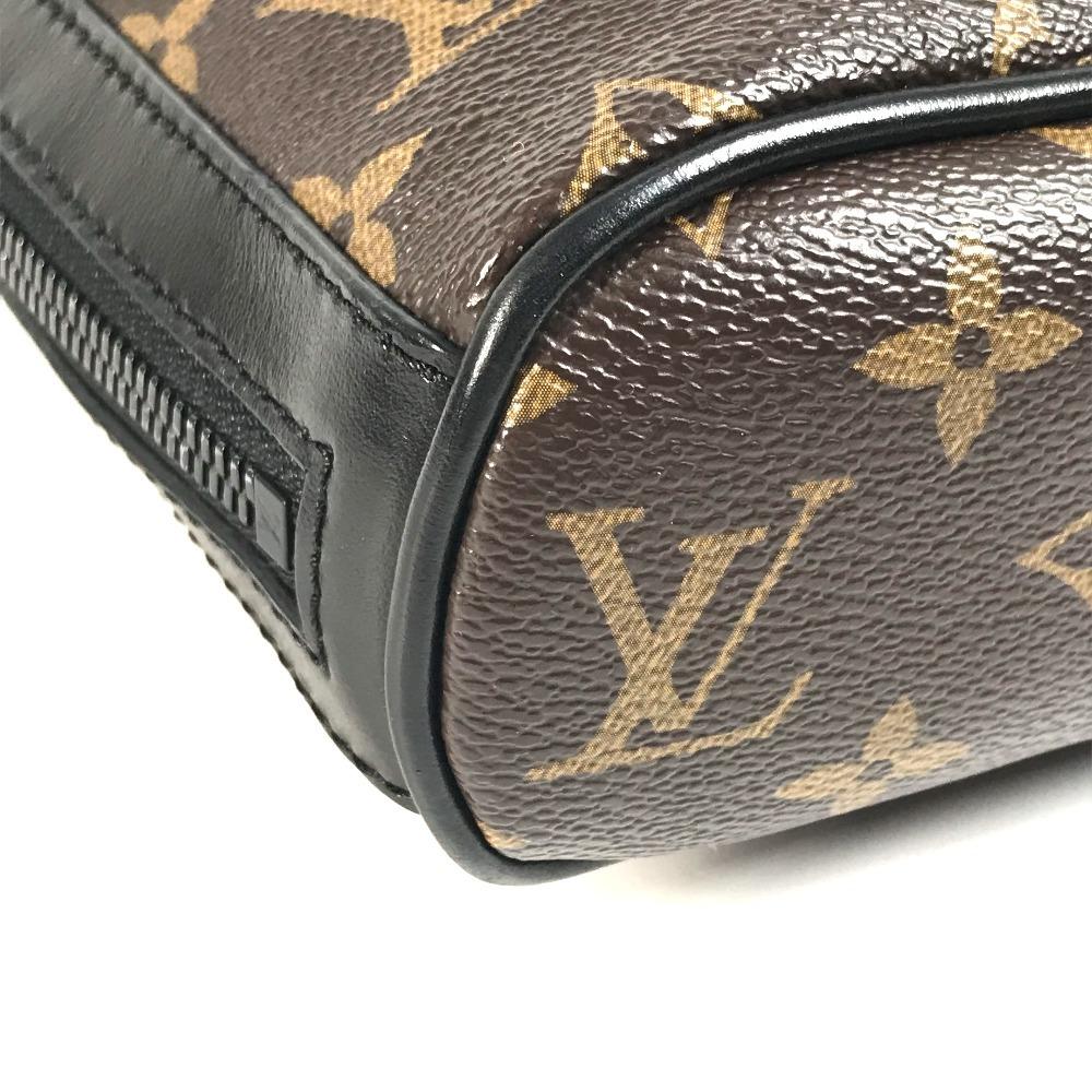 Louis Vuitton M44625 Monogram Chalk sling bag drawstring bag Shoulder Bag