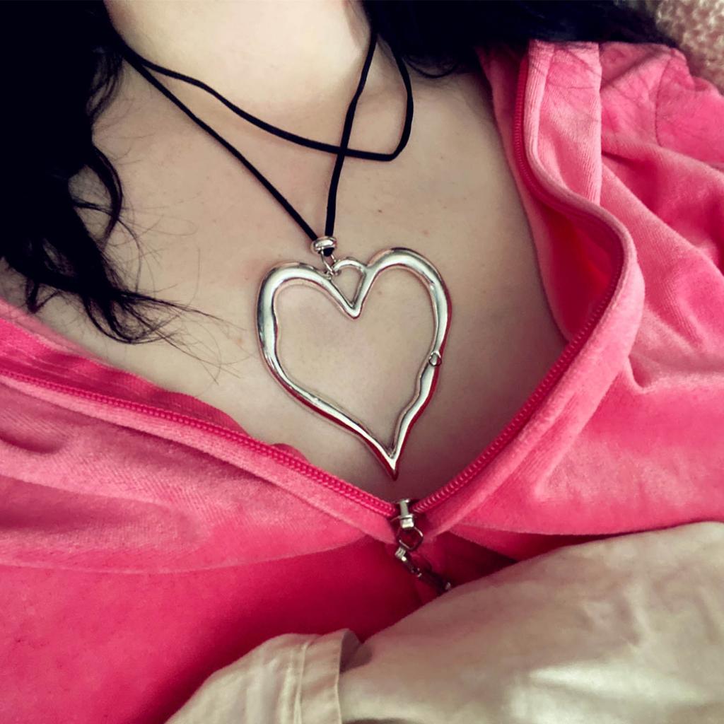 Irregular Heart Shaped Necklaces Pendant Necklaces Women Choker Alloy Material