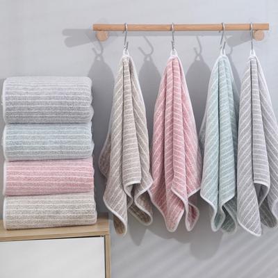 Thickened Coral Fleece Towel Absorbent Bath Towel  for Swimming Pool Sports Fitness
