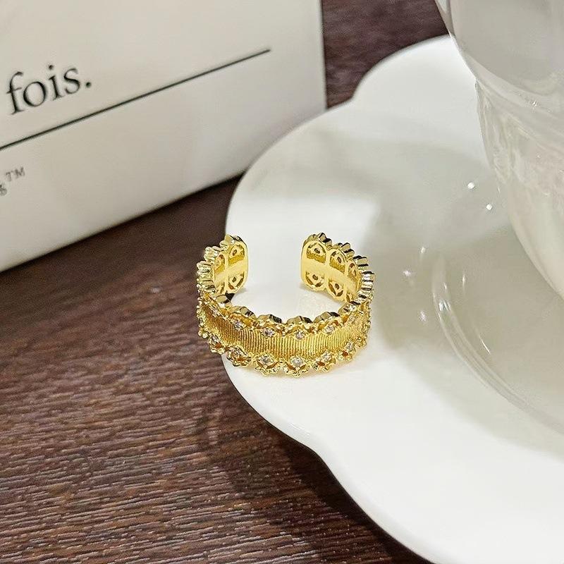 Vintage Court Style Medieval Vintage Open Ring Old Money Wind Full Diamond Super Fairy Ring Girl