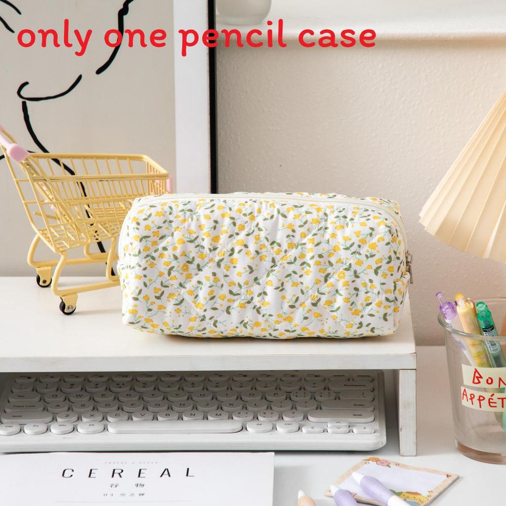 Modern Floral Style Pencil Case With Polyester Material For Girls School Supplies