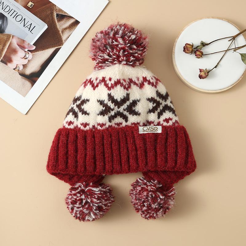 Ladies Snowflake Christmas Wool Hat Winter Fleece Thickened Cold Warm Hat Outdoor Travel Ear Hat New