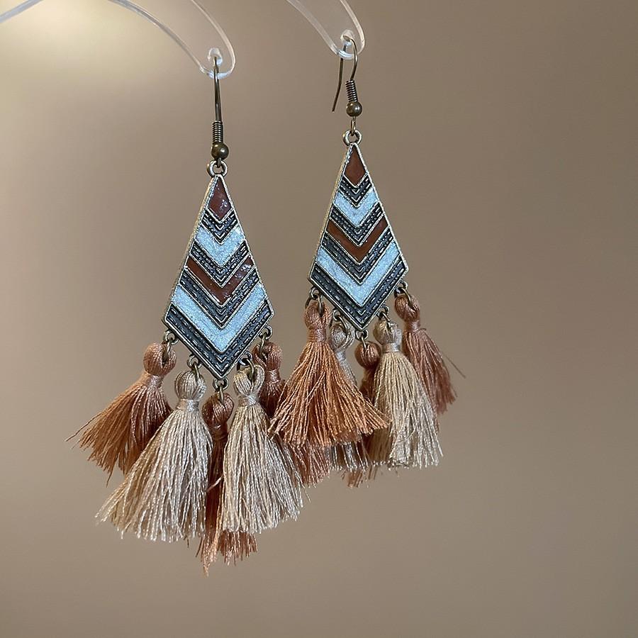 Bohemian old fringed earrings retro exotic ethnic style beaded ear hooks holiday temperament long earrings