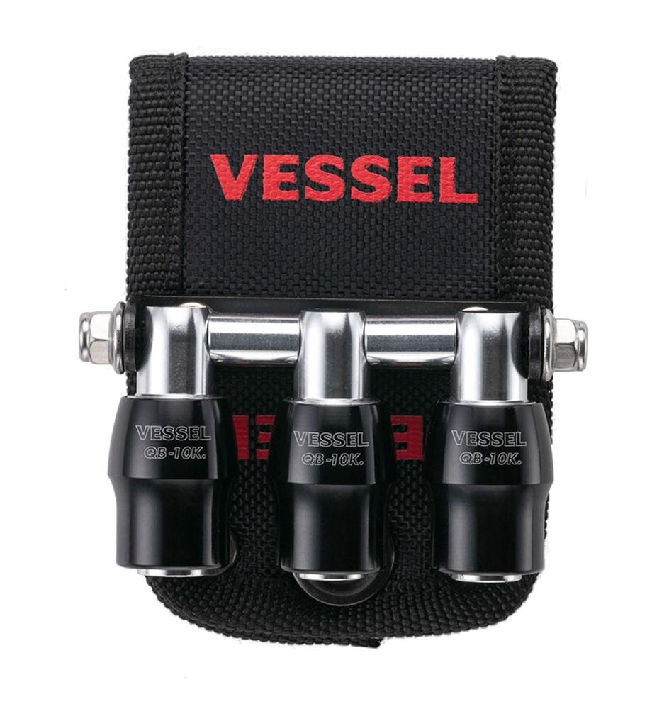 VESSEL Quick Catcher Black 3-Gang Holder, QB-10B3K