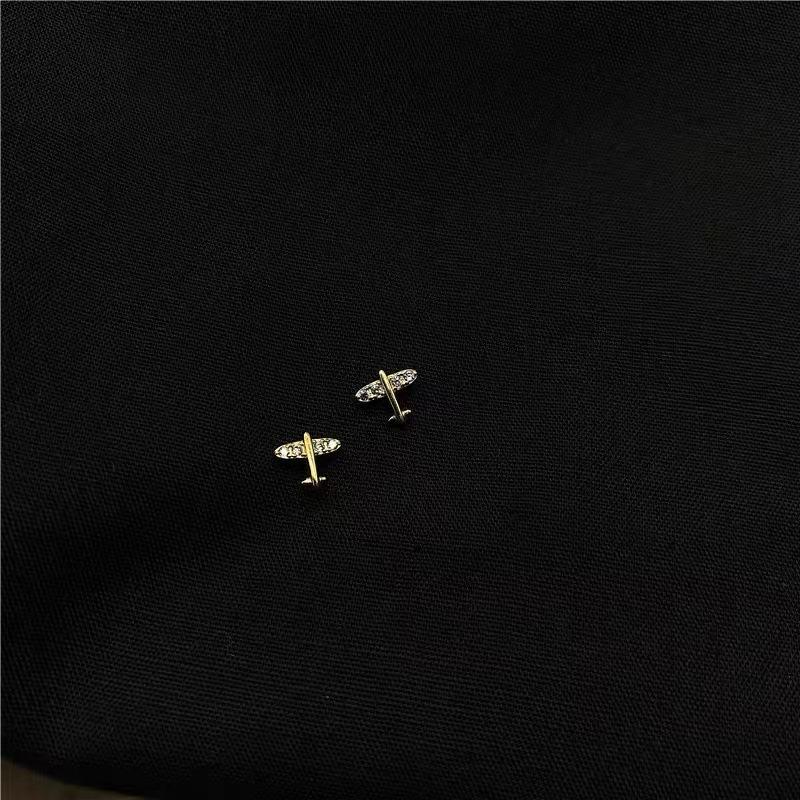

Серьги-гвоздики в форме самолета из стерлингового серебра 925 пробы, инкрустированные цирконами. Маленькие и универсальные женские изящные и милые мини-серьги. 925