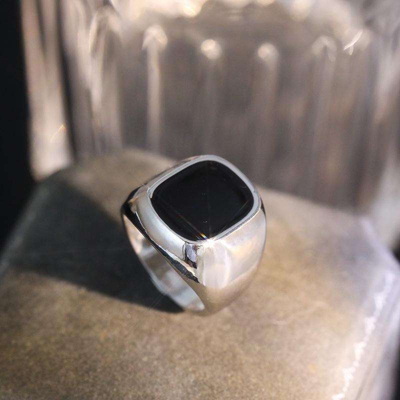 New Punk Simple Square Smooth Dripped Oil Men's Ring Popular Jewelry In Europe and America