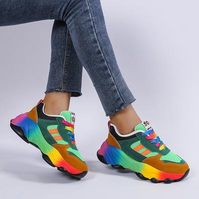 Chaussures simples décontractées de grande taille à semelle arc-en-ciel à lacets, chaussures simples de sport décontractées respirantes tissées à la mouche pour femmes