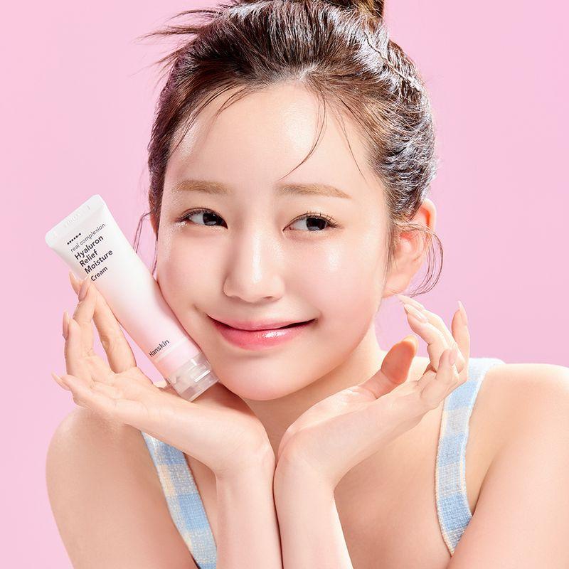 Real Complexion Hyaluronic Relief Moisturizing Cream 50ml