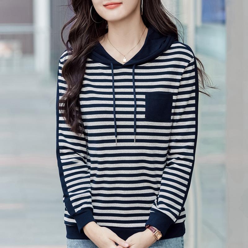 Autumn and Winter Women's Hooded Casual Loose Fashion Versatile Long-sleeved Sweatshirt