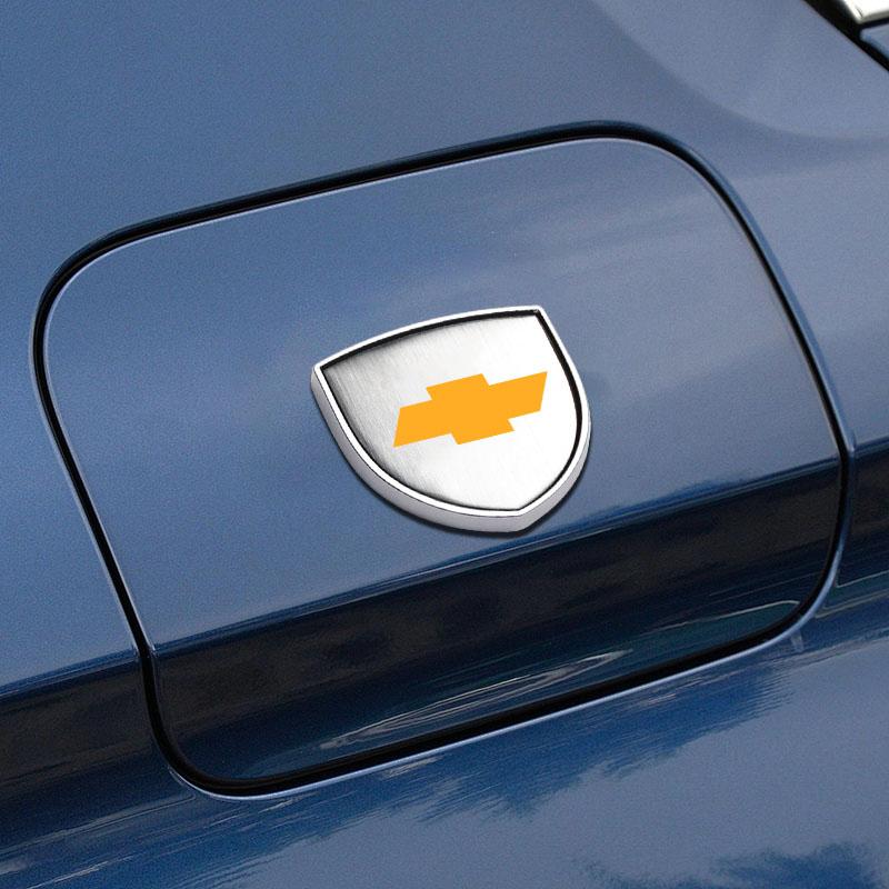 1Pcs 3D Metal Auto Door Shield Emblem Car Body Badge Sticker Styling For Chevrolet Cruze Equinox Captiva Trax Malibu Tahoe Impala Sonic