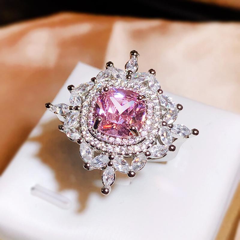 

Розовый квадратный циркон новое цветоделение имитация розового турмалина цвет сокровище полное бриллиантовое открытое кольцо для женщин Adjustable opening