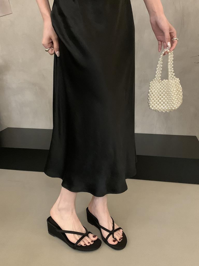 French wedge heel silver toe slippers women's summer wear 2025 new style beautiful temperament thin strap sandals sandals