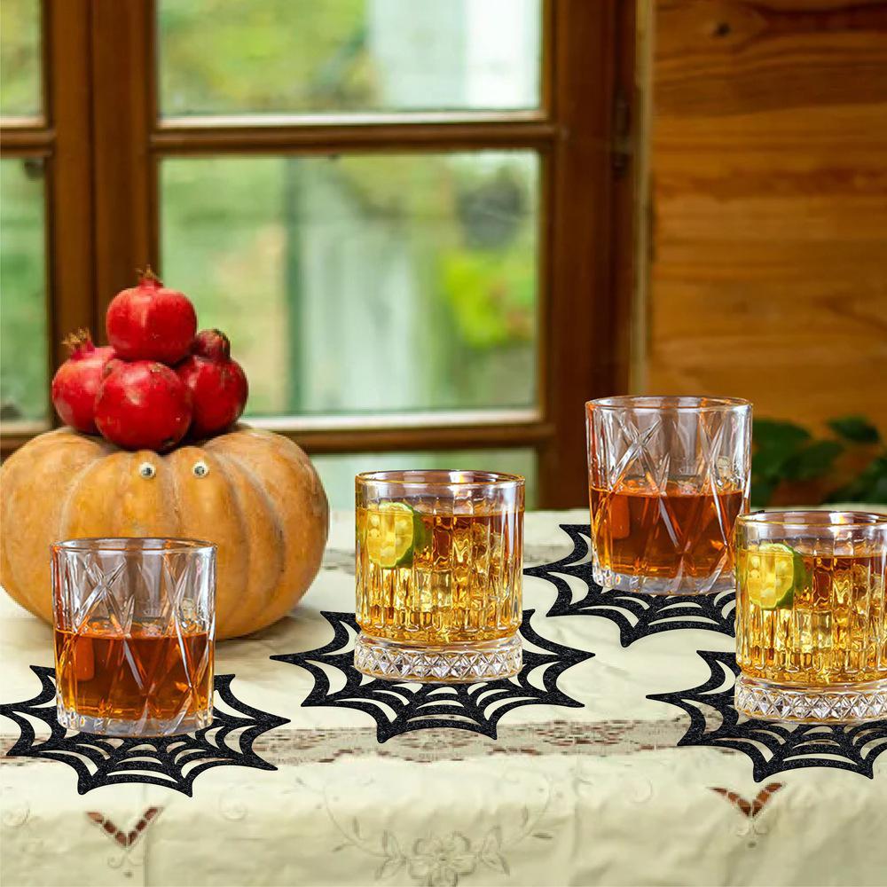 Spider Web Coaster: Halloween Heat Insulation Non-Woven Fabric Tableware Decoration