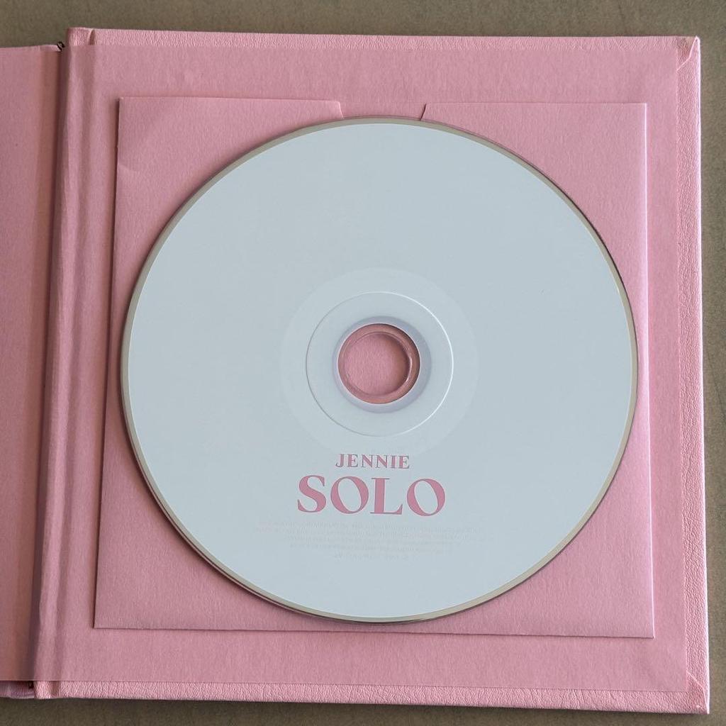[USED] BLACKPINK Jennie SOLO Album