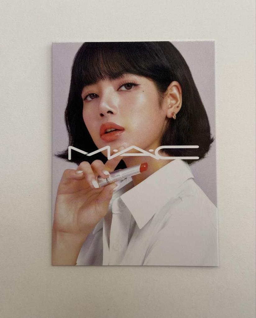 [USED] MAC Christmas Limited Edition Coffret LiSA Collaboration