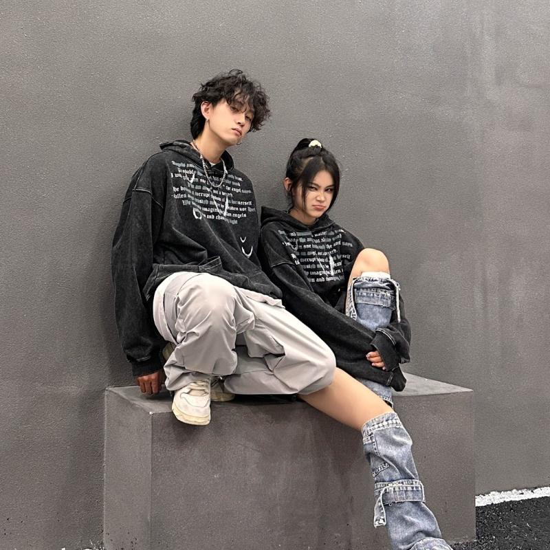 Starý sepraný svetr s kapucí v americkém stylu pro pár Volný potisk ptáků High Street Pánská móda