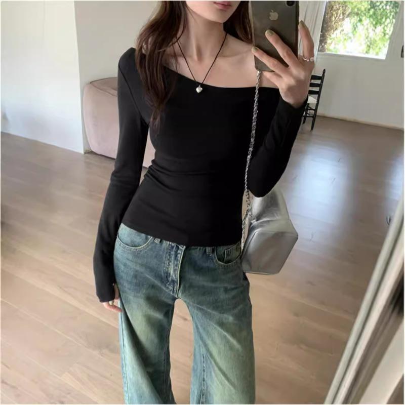 Gentle wind slanted shoulder long-sleeved bottoming shirt early spring slim-fit pure desire shirt beautiful pleated waist top