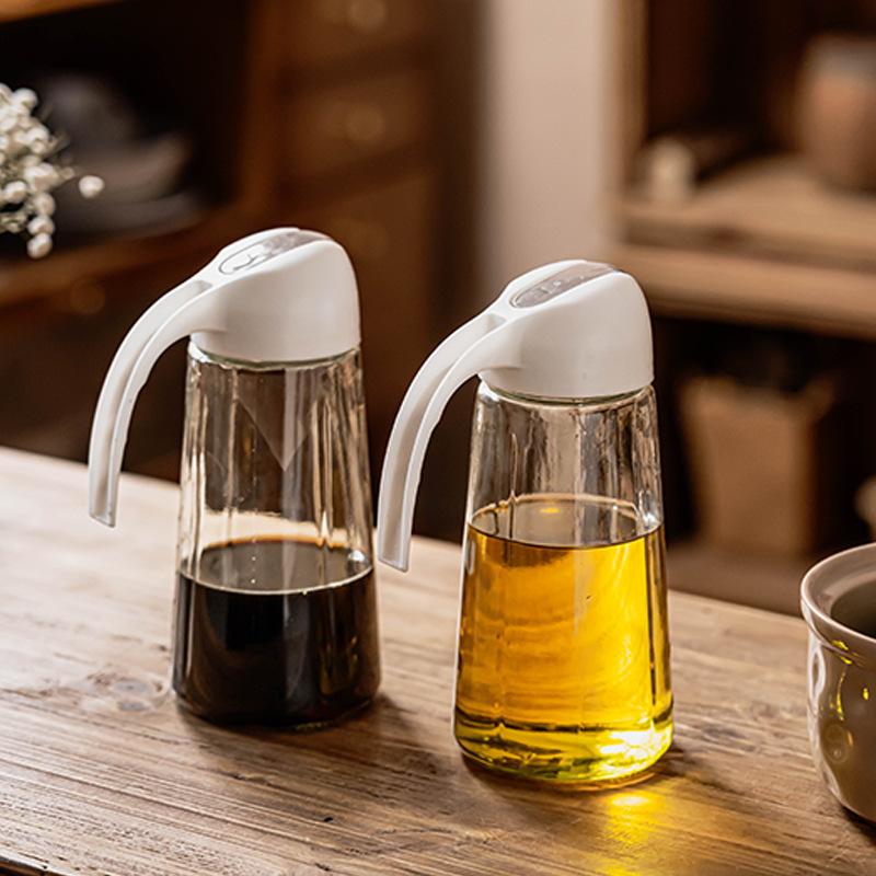 Automatic Opening And Closing Glass Oil Pot, Household Kitchen Leak-Proof Oil Pot, Large-Capacity Soy Sauce Bottle, Oil Bottle Retro Style