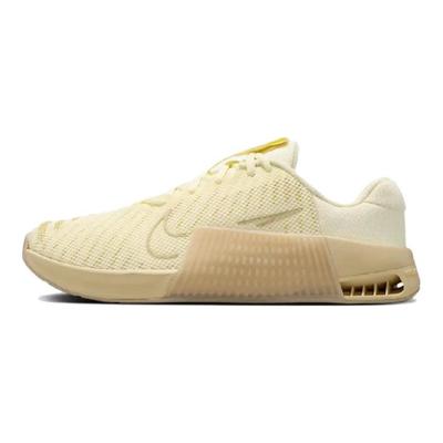 Metcon 9 Alabaster Desert Khaki Women Sneakers Cream Team-Gold DZ2537-700