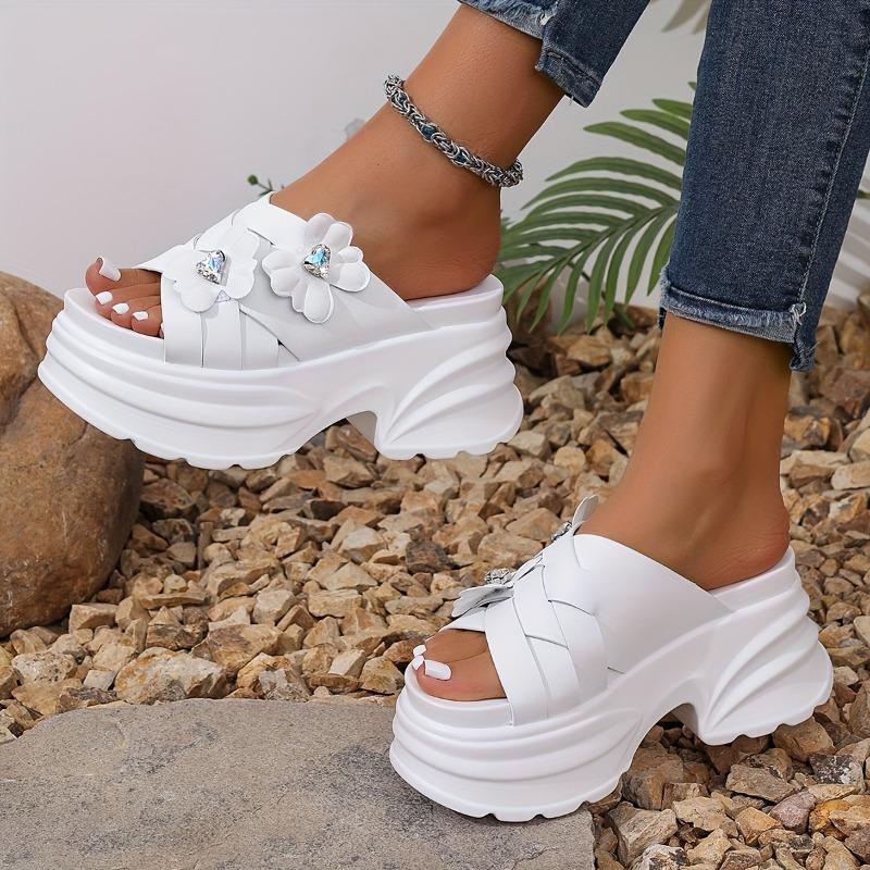 Women's Stylish White Platform Sandals with Transparent Flower Design - Open-Toe Summer Slippers with Thick Sole for Comfort and Height Enhancement