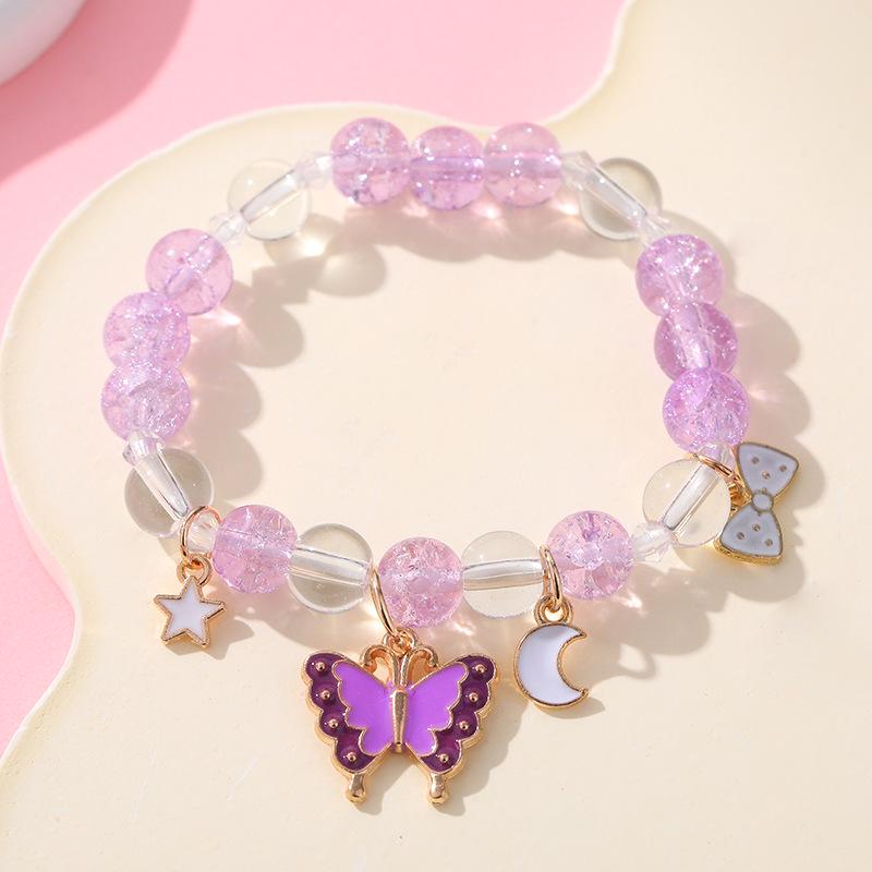 Sanrio Cinnamoroll Crystal Beaded Bracelet - Handmade Cartoon Gift for Female Students, Friends, and Couples.