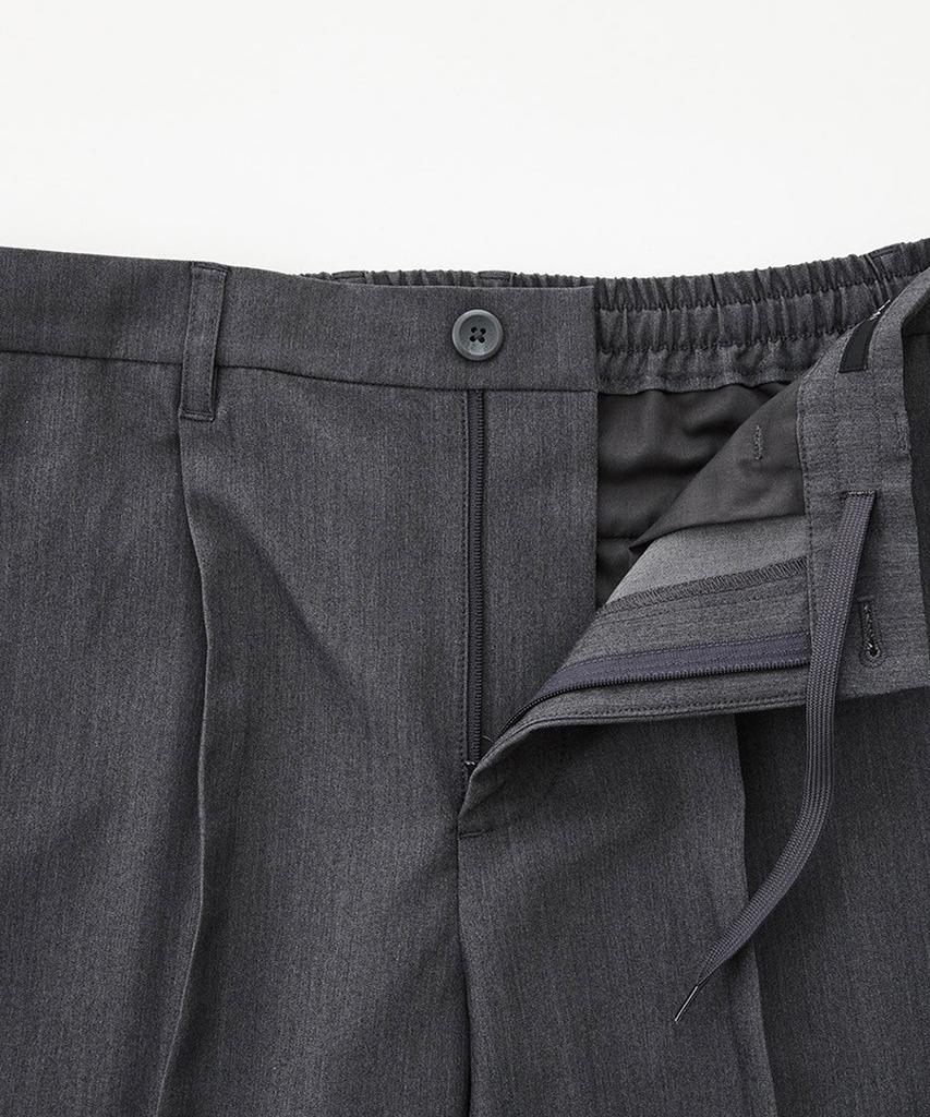 STCO Codigallery Comfort One-Pleat Slacks Charcoal Gray (Tapered Fit)_Cpauz02Bsc