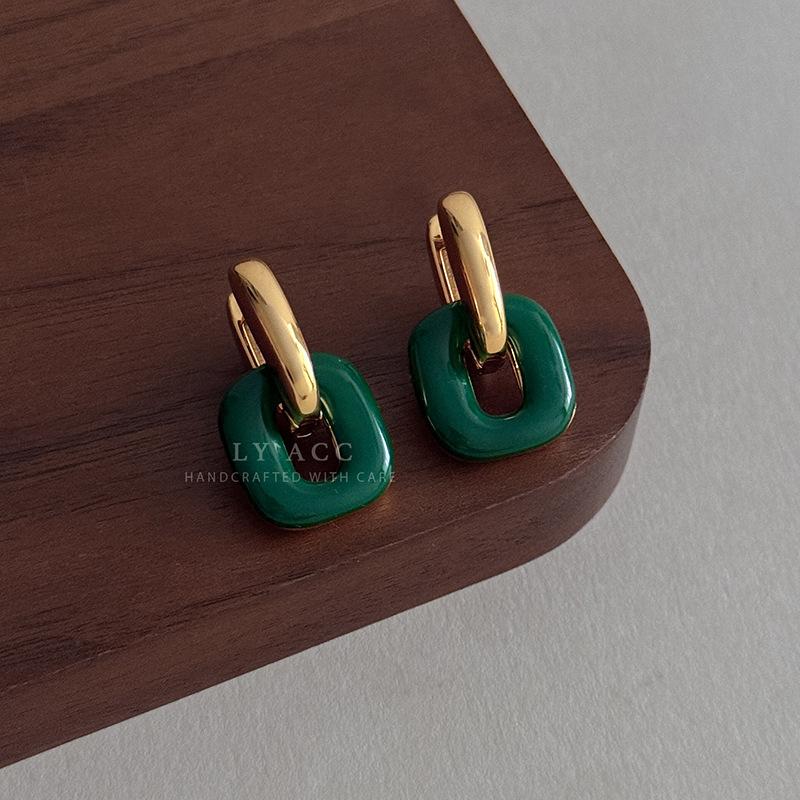 Square chain ring, high-end earrings, earrings, light luxury fashion, minimalist commuting, niche design, fashionable and versatile earrings, women