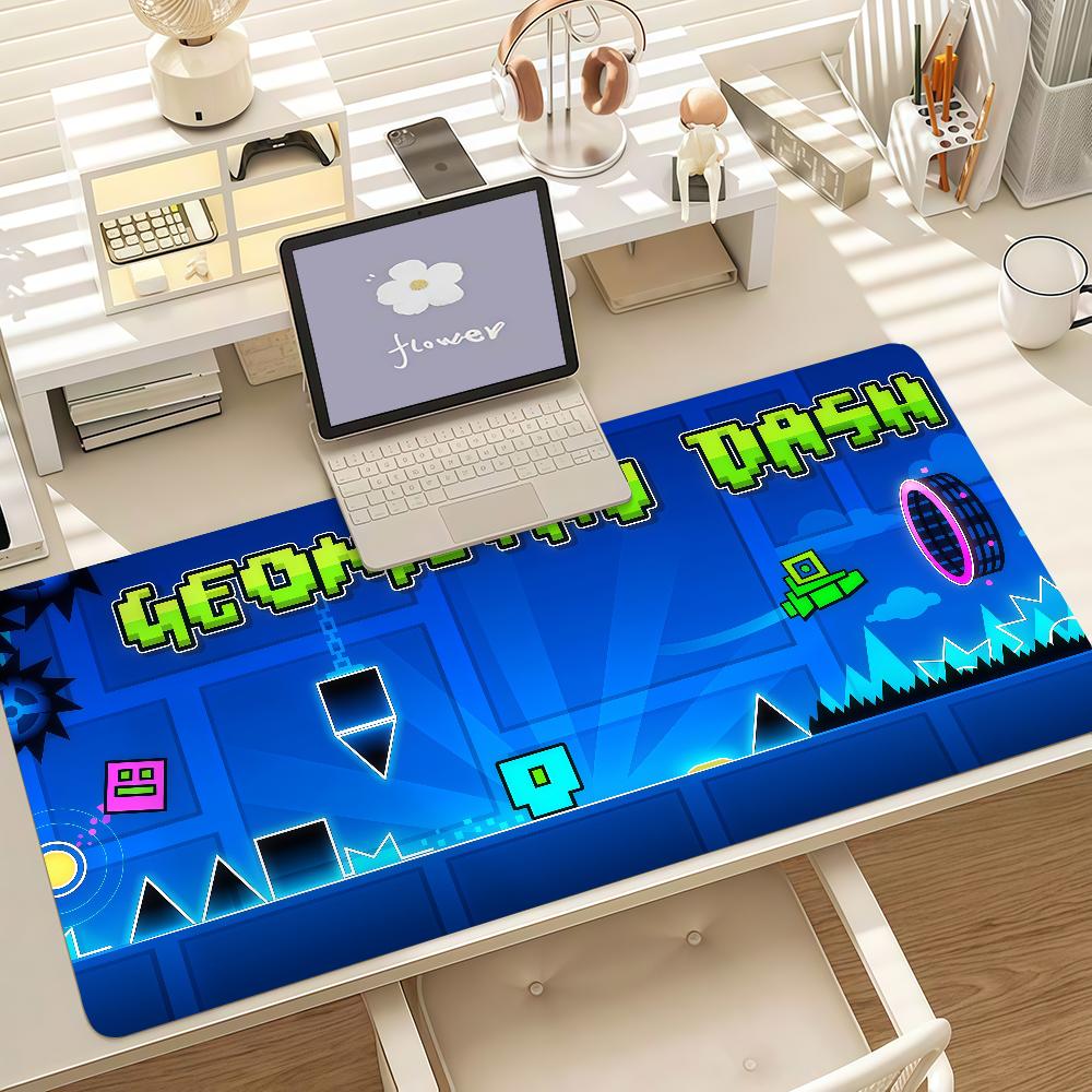 Game GEometry Dash Mouse Pad Anti Slip Rubber Edge Locked Thickened Laptop Gaming Desk Mat
