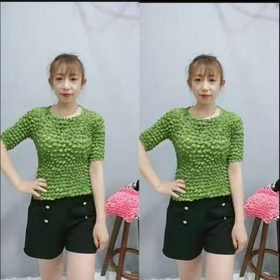 Miyake Pleated Pineapple Shirt: Wrinkled Bubble Design, Magic Short Sleeves, Solid Color, Loose Fit, One Size, Three-Dimensional.