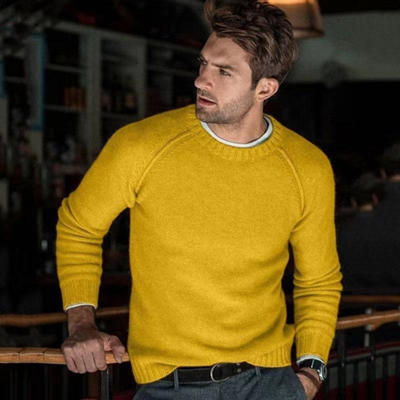 Autumn and Winter New Men's Clothing Casual fashion Knitted Solid Color Sweater