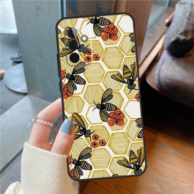 Bee Art Print Cute Cartoon Floral Case For Samsung Galaxy A54 A34 A14 A15 A13 A53 A16 A26 A36 A56 A12 A22 A32 A52 A06 A35 A55