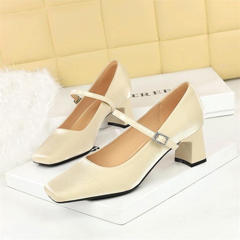 Fashion Fragrance Square-Head Rhinestone Strap Silk Satin Thick Heel Medium Heel Shallow Mouth Comfortable And Slim Single Shoes Fashion