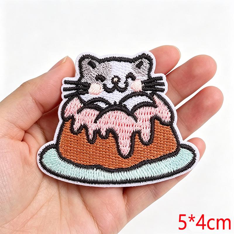Cartoon Cute Small Animal Embroidered Iron On Patch DIY for Hats Jeans Backpack Clothing Sew Sticker Decoration Cap
