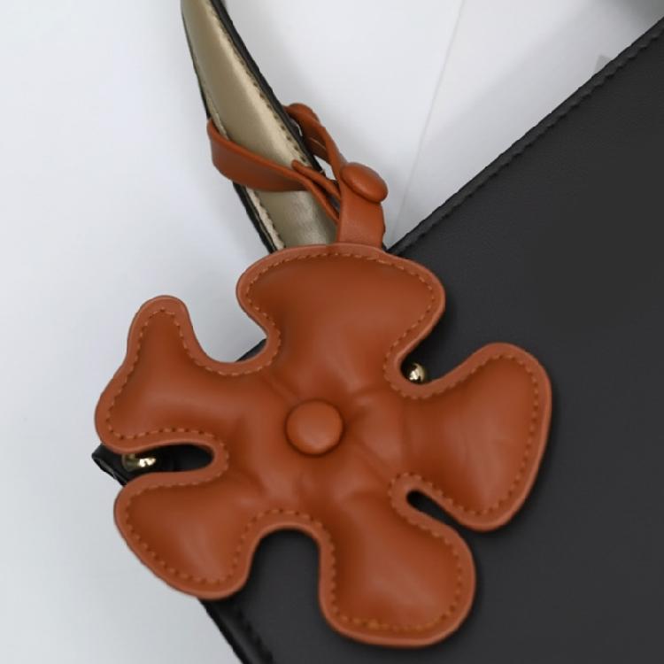Vibrant Cartoon Style Leather Keyring Five Petal Flower Decoration Practical Key Ring Accessory Gift For Women