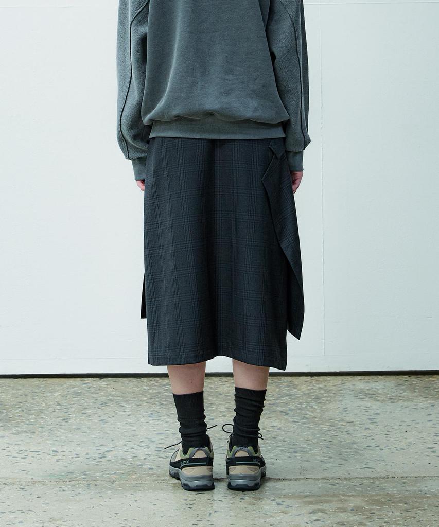 Yusentig Asymmetrical Check Pattern Skirt Aw4As6609E