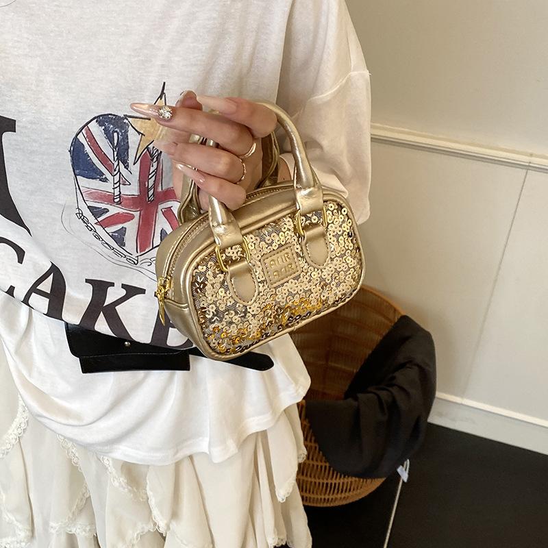 Personalized Sequined Small Bag 2025 New European and American Fashion Niche Handbag Women's Versatile Messenger Pillow Bag Tide