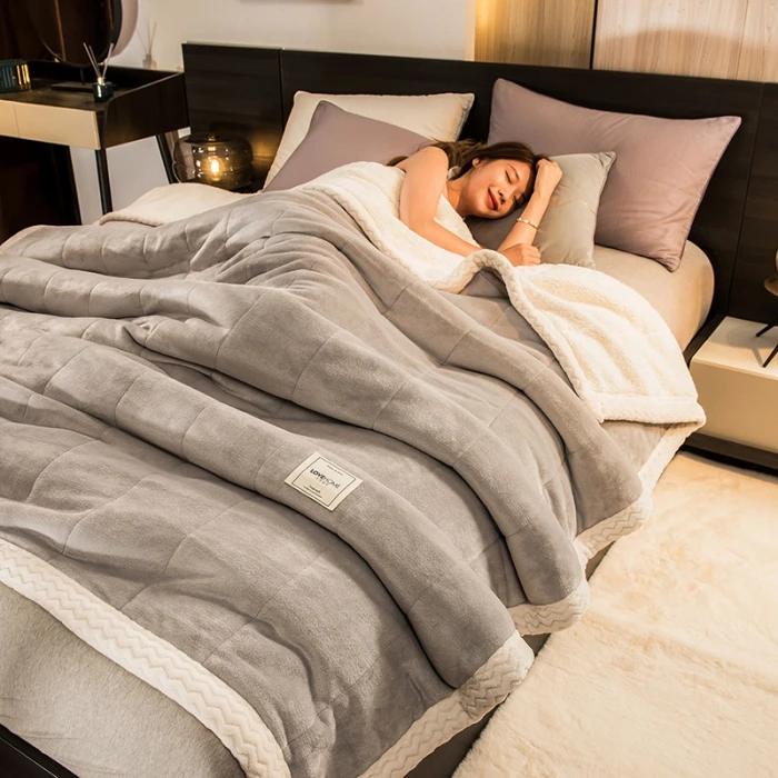 2025 Coral Fleece Autumn Winter Warm Blankets For Bed 3 Layers Thicken Flannel Blanket Quilt Soft Comfortable Warmth Quilts