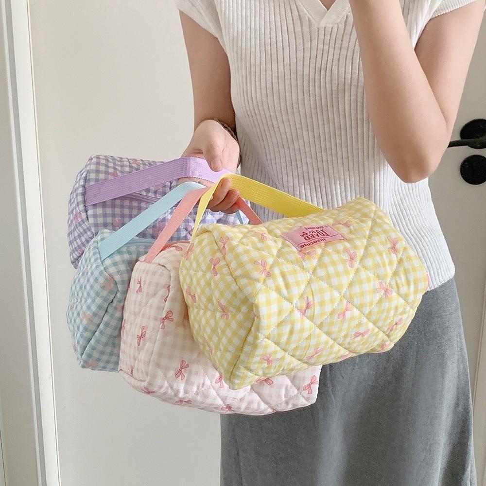 Quilted Pen Pouch Grid Pattern Handheld Makeup Bag Multi-functional Bowknot Pen Bag Travel
