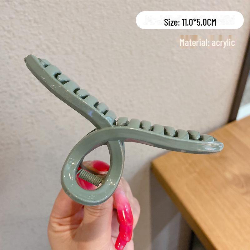 Versatile Milk Coffee Hair Clip: Large, Simple Shark Design for Women