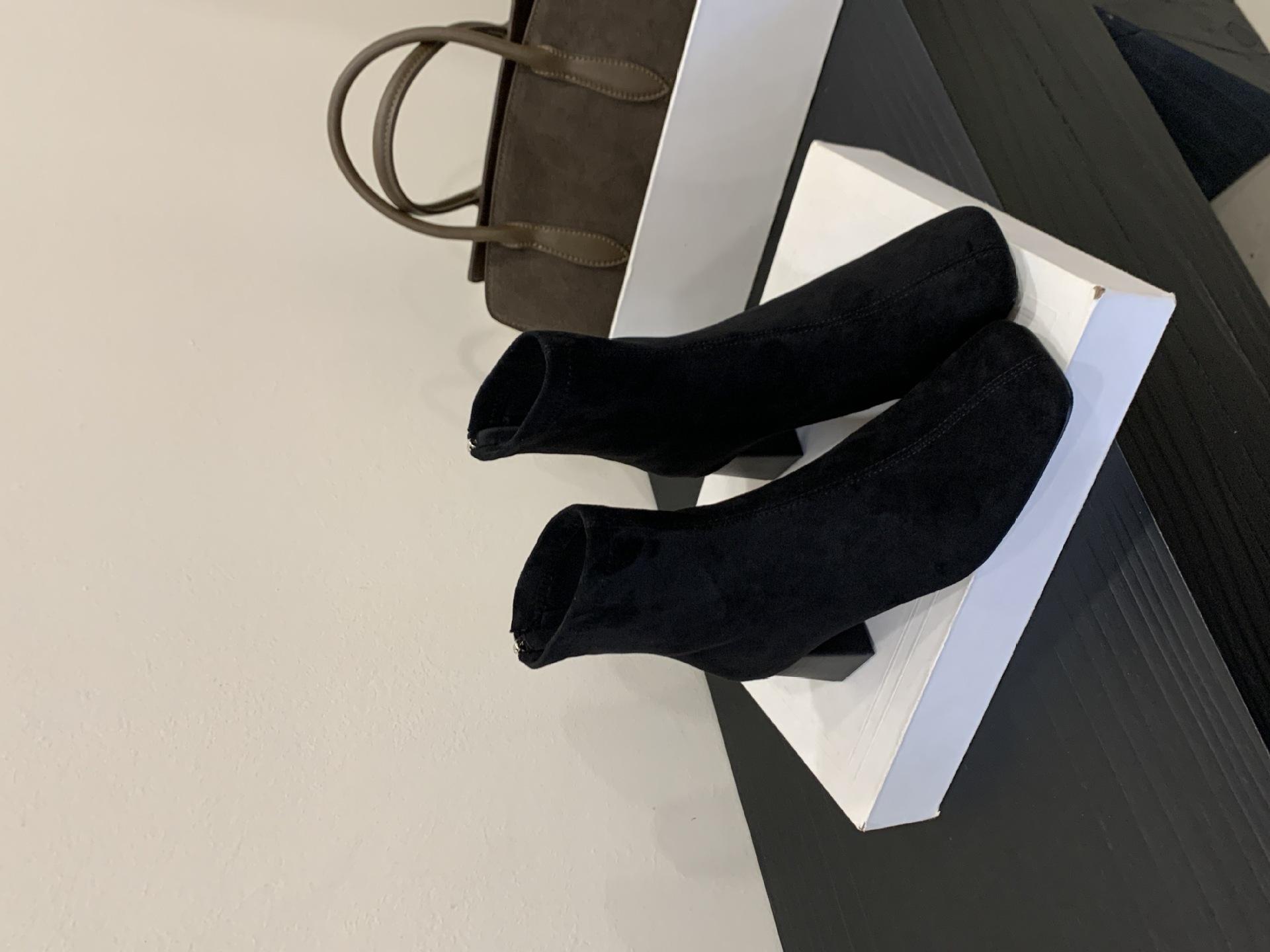 

2025 autumn and winter retro suede round head thick heel thin boots women s autumn and winter European and American commuter short boots 35