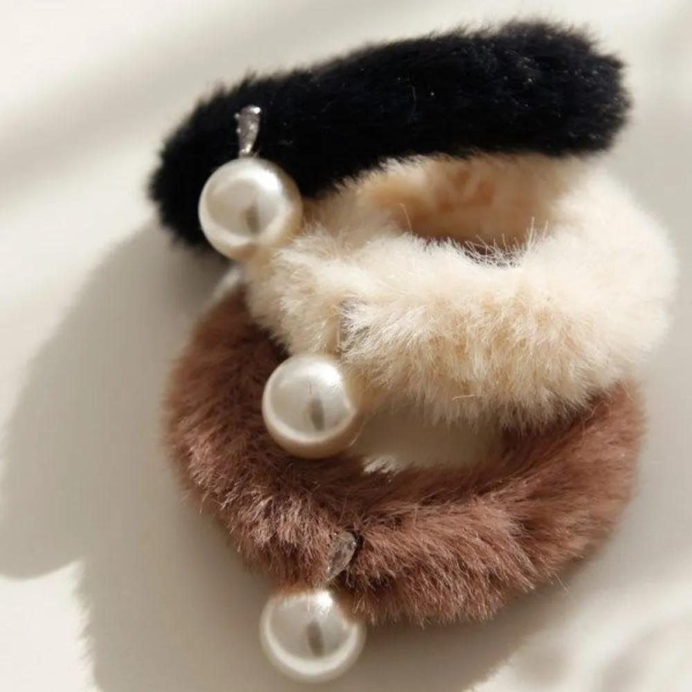 J Lauren Fur Hair Tie Pearl Hair Scrunchie H01092 ivory