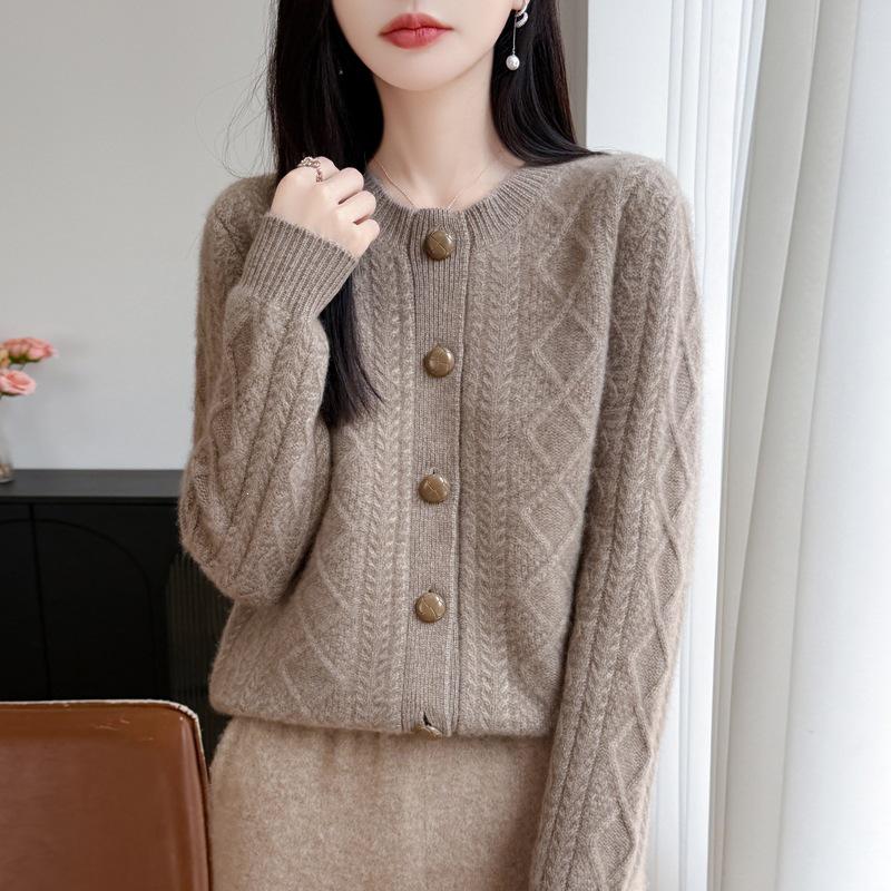 Women's Retro Cable Knit 100% Wool Cardigan - Soft Thickened Old Money Style Sweater Coat