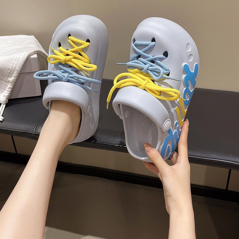 Cartoon letter hole slippers women's summer wear spring 2025 new seaside thick-bottomed cool slippers