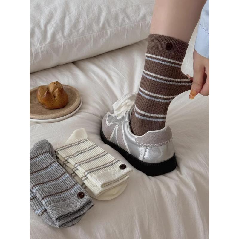 Female Spring and Autumn Cotton Striped Preppy Air Micro Pressure Button Anti Pilling Boneless Tube Socks