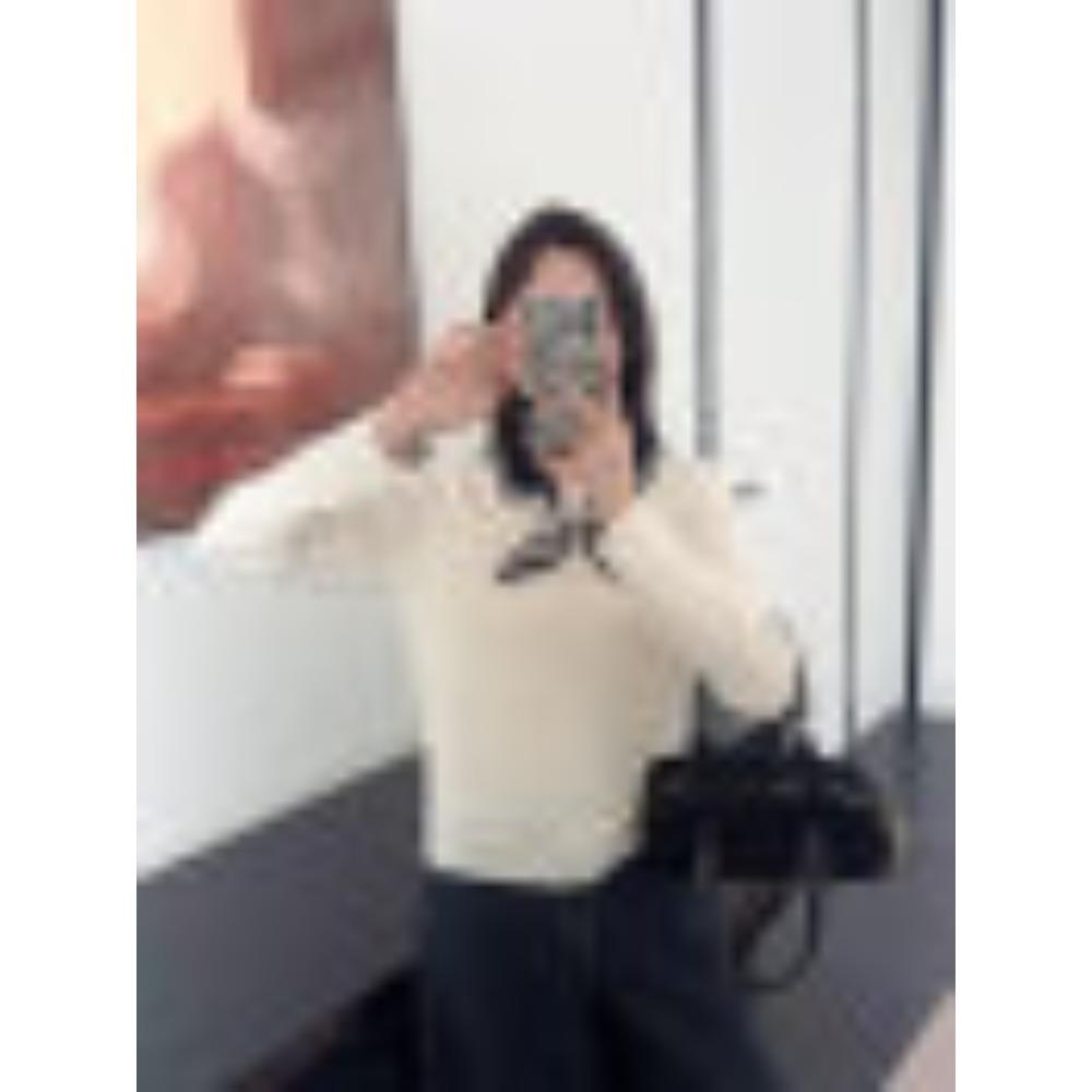 

Этот осенний свитер-базовый слой с новым дизайнерским чутьем стройнит и скрывает недостатки.. Это универсальный джемпер с длинным рукавом и воротником поло для женщин one size абрикосовый