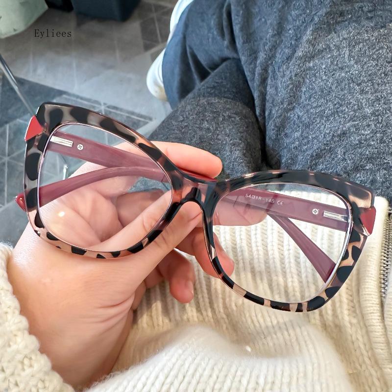 New Color Contrasting Reading Glasses Cat Eye Elderly Glasses Plain Lens Anti Blue Light Presbyopia Eyeglasses gafas