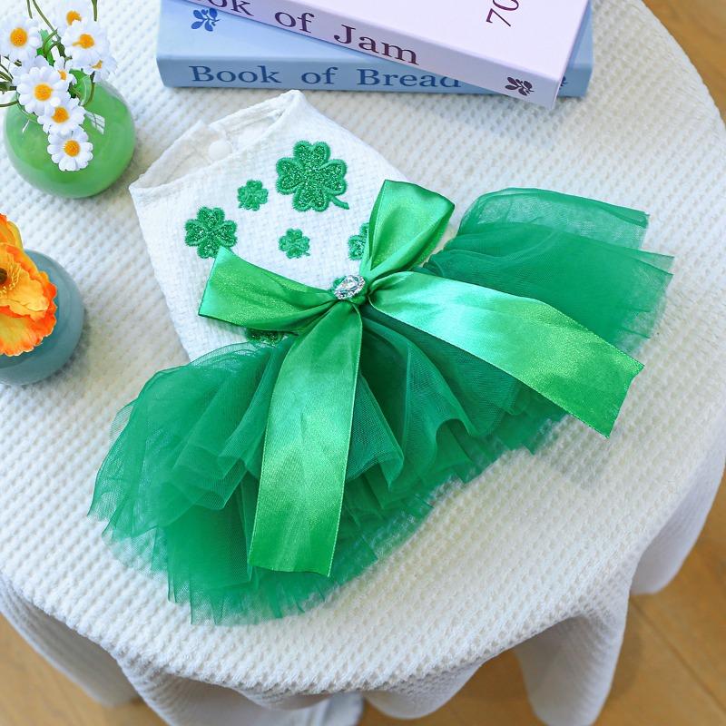 

Spring/Summer Festival Pet Cute Puppy Kitten Casual Fashion Clothing St. Patrick s Gauze Dress xs-bust 30cm, length 20cm, approx. 1.0-1.5kg