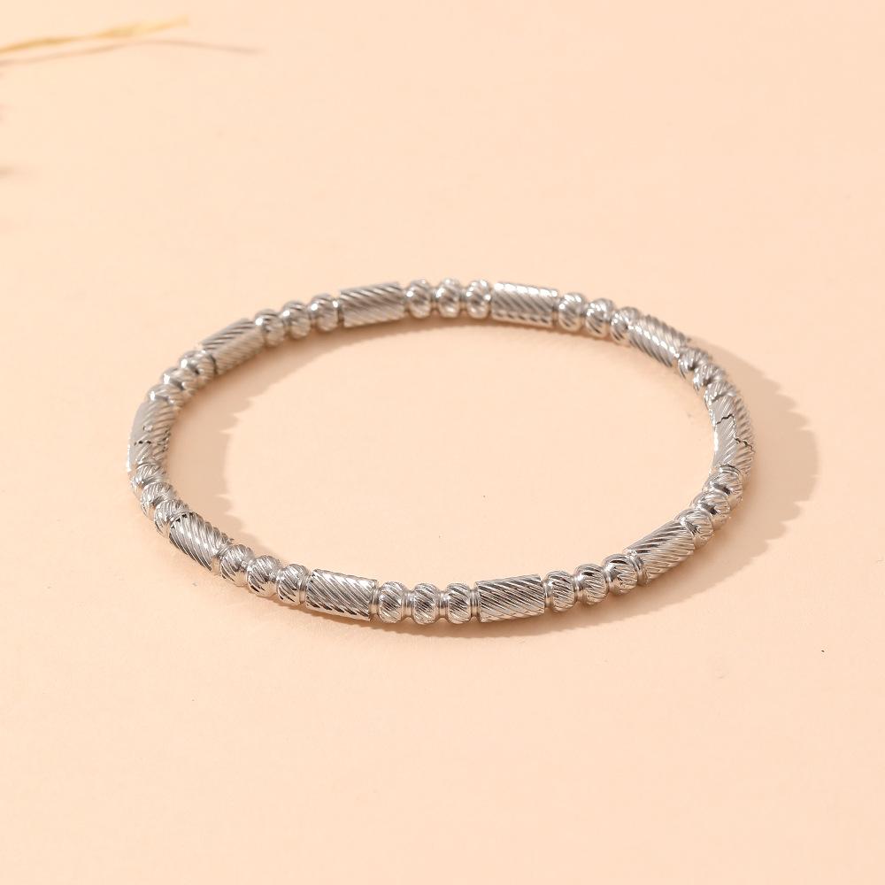 Htpwe Edelstahl Twist Spiked Offener Armreif für Damen 18k Gold Paar Feiertagsgeschenk Armreif Party Täglich Zirkon