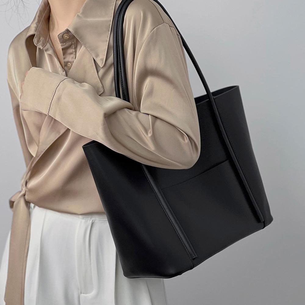 Large Capacity Handbag Women’s Roomy Bags