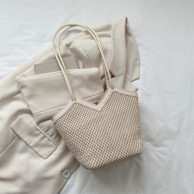 Trendy Casual Bucket Bag For Women With Spacious Interior And Stylish Colors